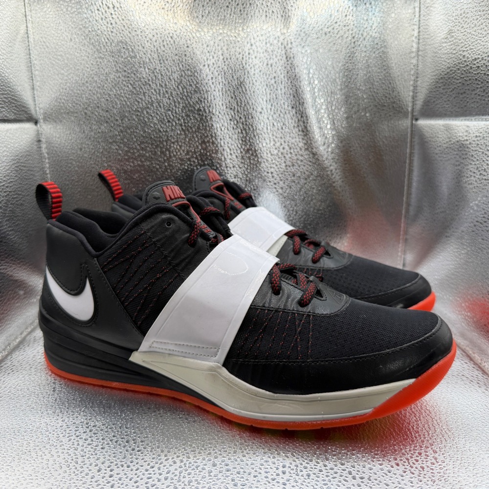 Size 11.5 Nike Zoom Revis Training Shoes Mens Black Red Excellent 555776-006